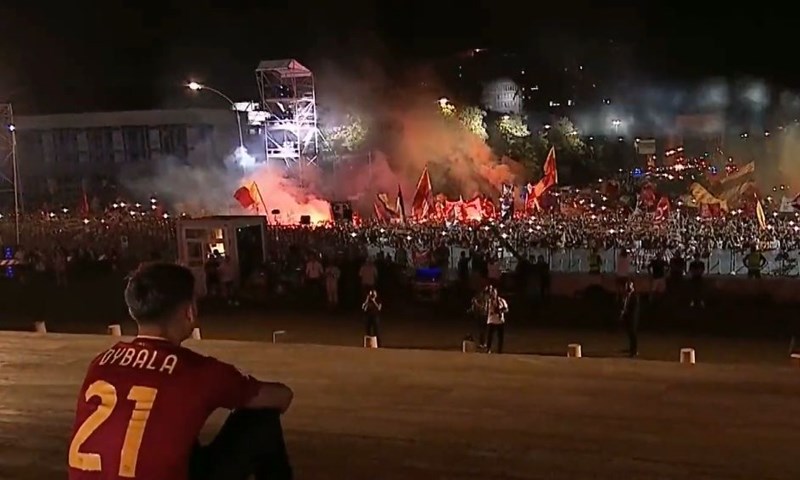 [FANATIK] E, to se zove predstavljanje