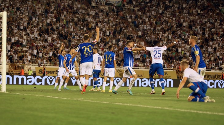 Awaziem: 'Znam da s našim navijačima iz utakmice s Villarrealom možemo izaći s dobrim rezultatom'