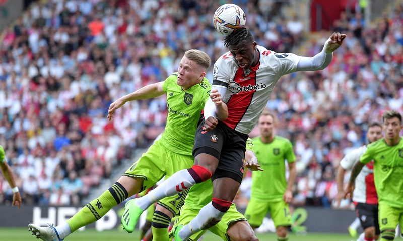 Manchester United povezao dvije pobjede, Southampton opasno prijetio do kraja
