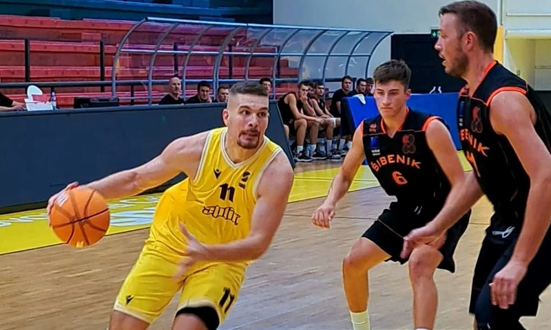 Šibenka u prijateljskom dvoboju na Gripama svladala Split