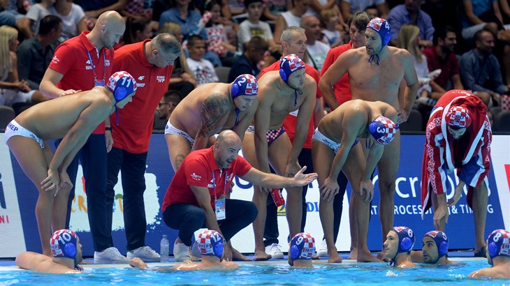 HRVATSKI VATERPOLISTI U SVOM BAZENU POSTALI PRVACI EUROPE!!!!