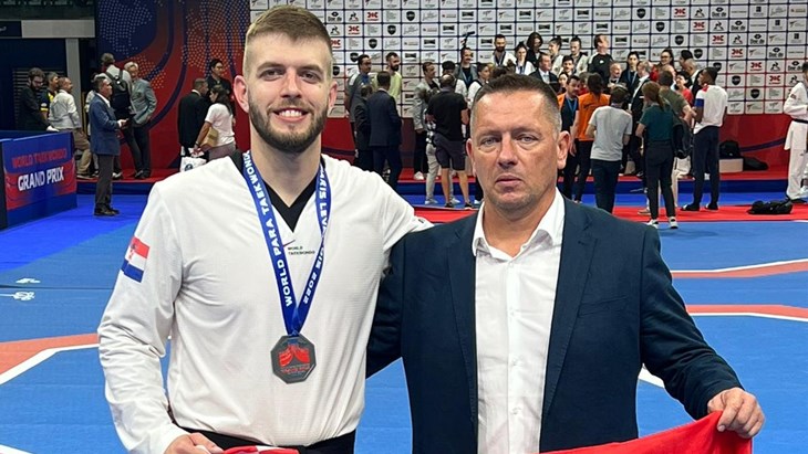 Ivan Mikulić osvojio srebro na Grand Prixu u Parizu