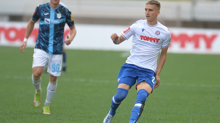 Hajduk slavio na Rujevici u borbenom i čvrstom dvoboju, Rijeka bez značajnog pomaka