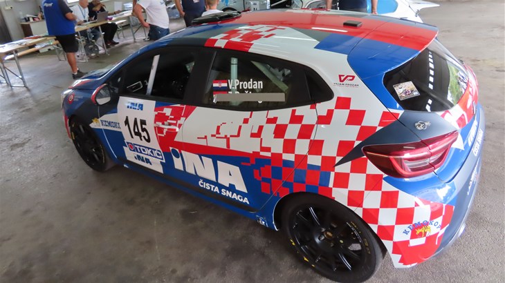 41.INA Buzetski dani 2022.: Program počeo pod suncem