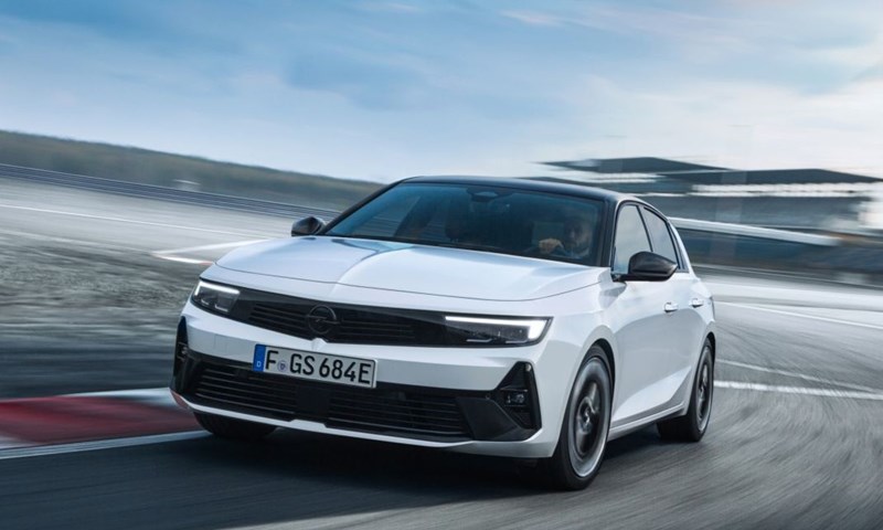 Predstavljene nova Opel Astra GSe i Astra Sports Tourer GSe