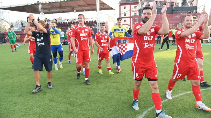 Nezadovoljstvo rezultatima socca reprezentacije, sudbina izbornika pod upitnikom