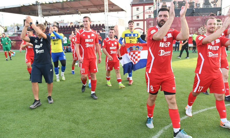 Nezadovoljstvo rezultatima socca reprezentacije, sudbina izbornika pod upitnikom