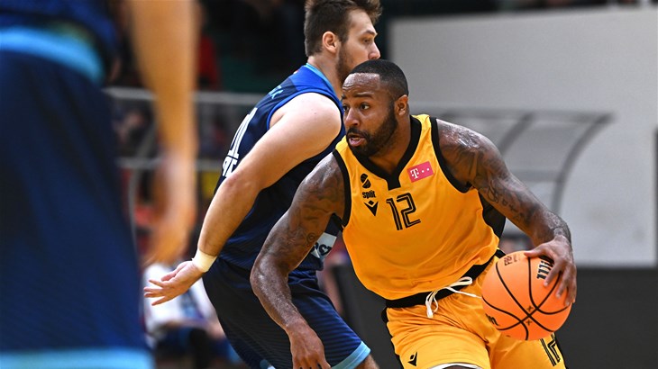 Split otvorio sezonu pobjedom, pred Josipom Sesarom je još puno posla