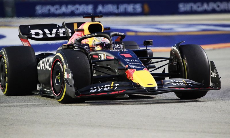 Hamilton i Sainz najbrži na prva dva treninga u Singapuru