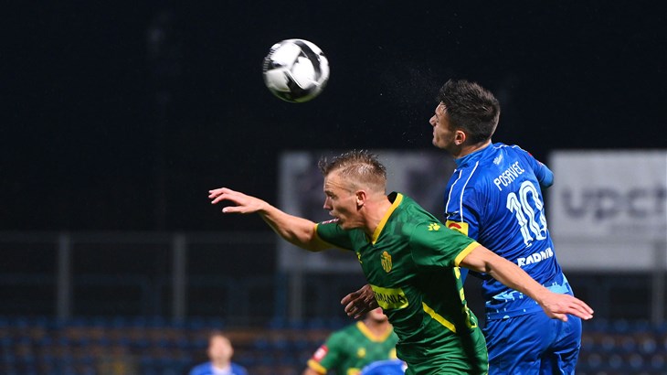 Poništen gol, deset minuta VAR provjere, crveni karton, Puljani slave Antu Ercega