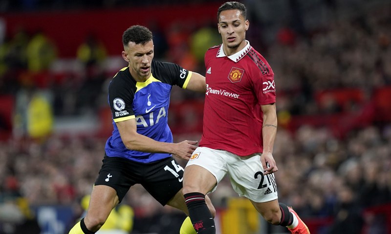 United nadigrao i svladao Tottenham, Chelseaju samo bod kod Brentforda