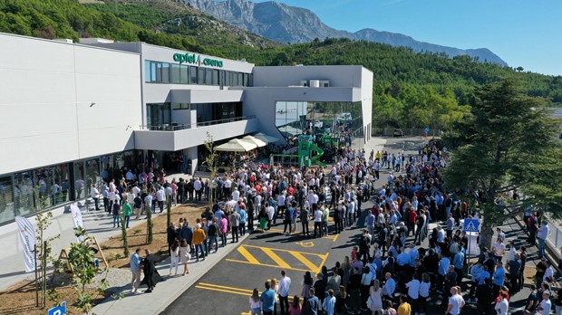 U Makarskoj otvorena Apfel Arena – jedinstveni sportsko-kulturni centar vrijedan 100 milijuna kuna