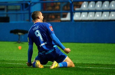 Karačić stiže na posudbu u Osijek, Teklić se vraća u SuperSport HNL