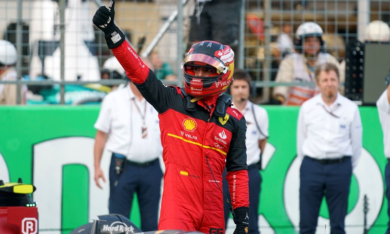 Carlos Sainz na pole positionu u Austinu, tuga u Red Bullu