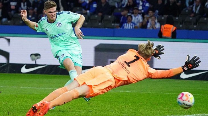 Lider poražen kod fenjeraša, Bayern se približio na samo bod zaostatka