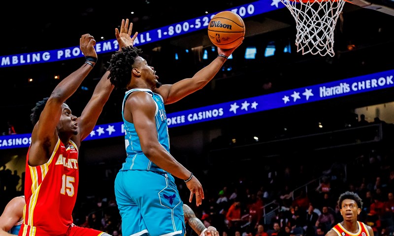 Lillard koban i za Lakerse, Warriorsi ubacili 89 poena za poluvrijeme