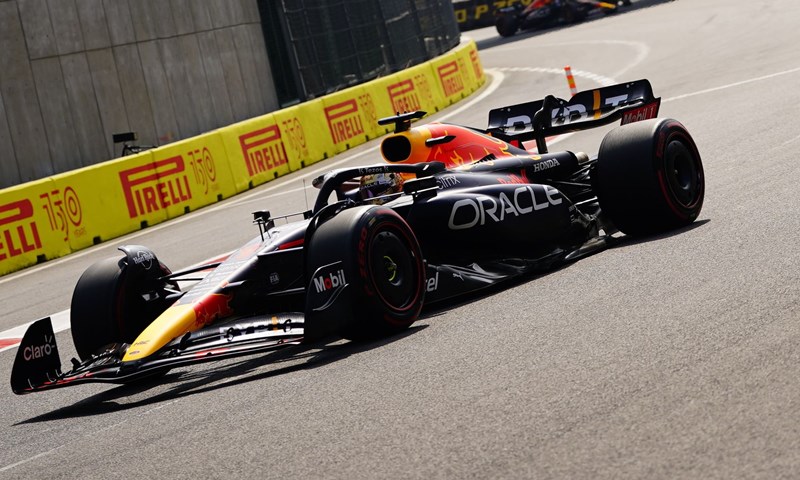 Zaključene kvalifikacije, Verstappen starta prvi u Bahreinu