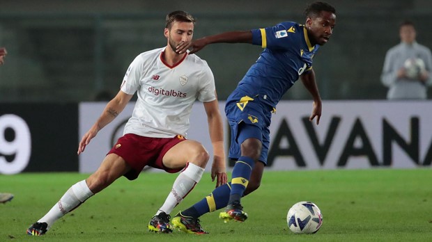 Roma s igračem više u završnici slomila otpor Verone