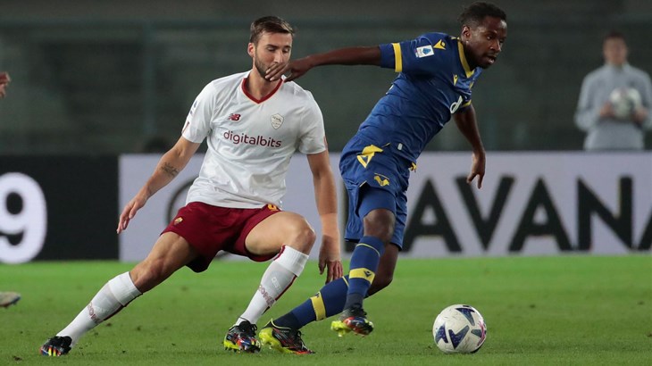 Roma s igračem više u završnici slomila otpor Verone