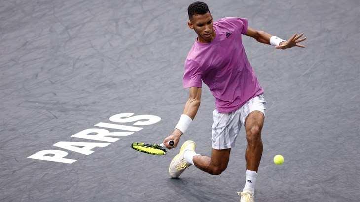 Tsitsipas izborio dvoboj protiv Đokovića u polufinalu Pariza