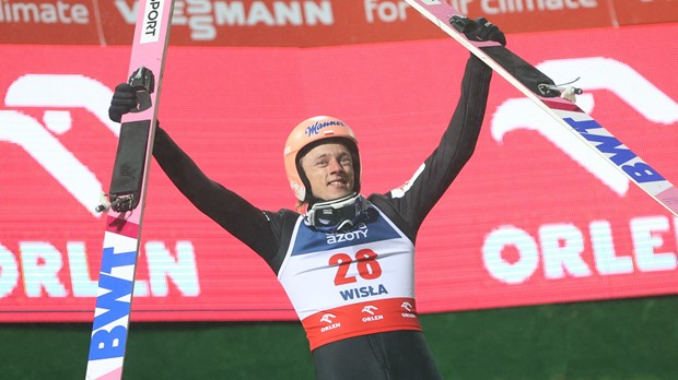 Poljak Kubacki slavio na prvom ovosezonskom natjecanju u skijaškim skokovima