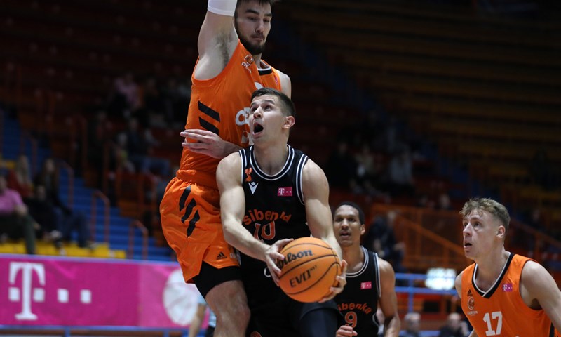 Cedevita Junior u drugom poluvremenu ponizila Šibenku i nanijela joj prvi poraz