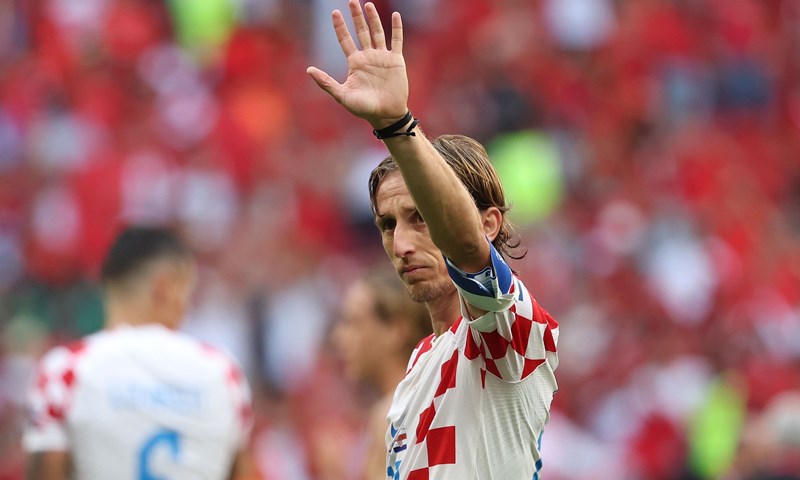 Barcu brinu Urugvajci, Modrić za povijest, iskreni De Bruyne