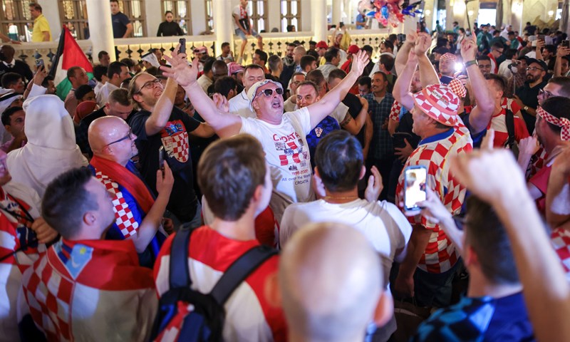 Hrvatski navijači organizirali veliki hrvatski party večer uoči susreta s Kanadom