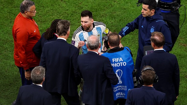 Van Gaal: 'Sve je bilo namješteno da Messi osvoji titulu svjetskog prvaka', Van Dijk: 'Ne slažem se'