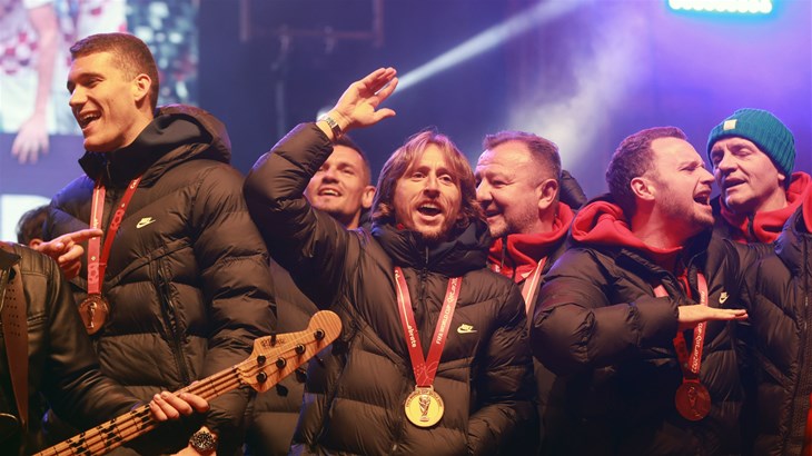 Modrić na Trgu: 'Uvjeren sam da će u budućnosti Hrvatska biti svjetski prvak'