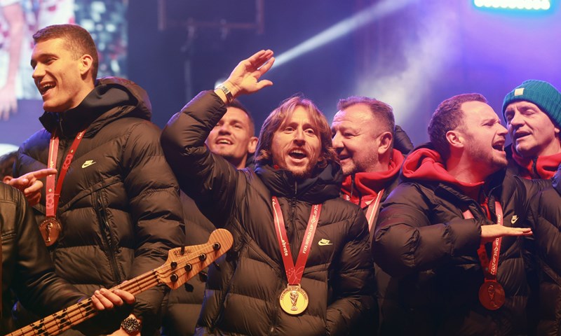 Modrić na Trgu: 'Uvjeren sam da će u budućnosti Hrvatska biti svjetski prvak'