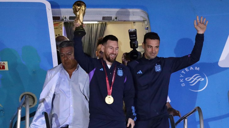 Tko bi mogao naslijediti Fabregasa na klupi Coma: Spominju se Ancelottijev sin, argentinski izbornik, Xavi...