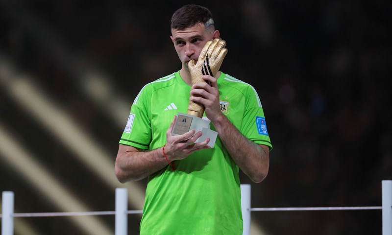 Emiliano Martinez produžio ugovor s Aston Villom
