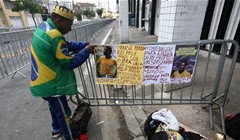 Peleov lijes dopremljen na stadion Santosa, ispratit će ga i njegova majka