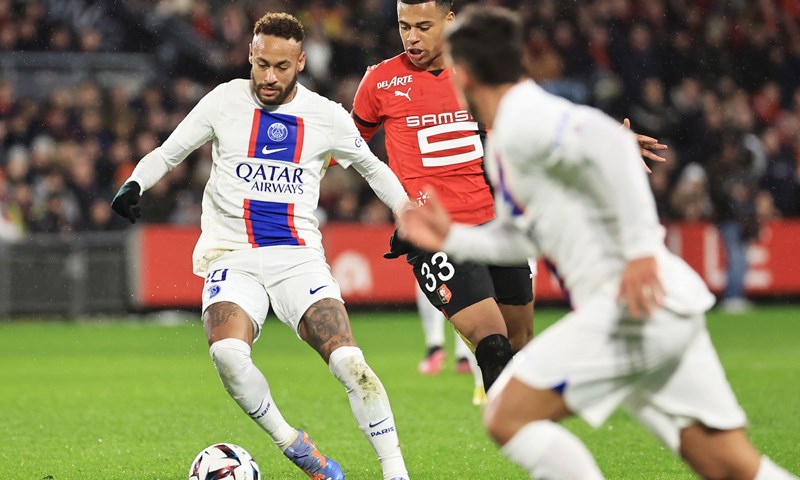 Majer i Rennes porazili PSG, Ben Yedder brzo do hat-tricka