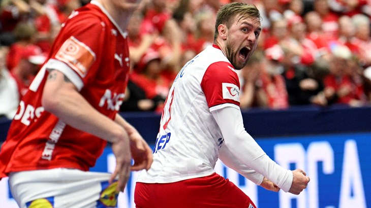 Španjolski Sport: Barcelona raskida ugovor s Cindrićem