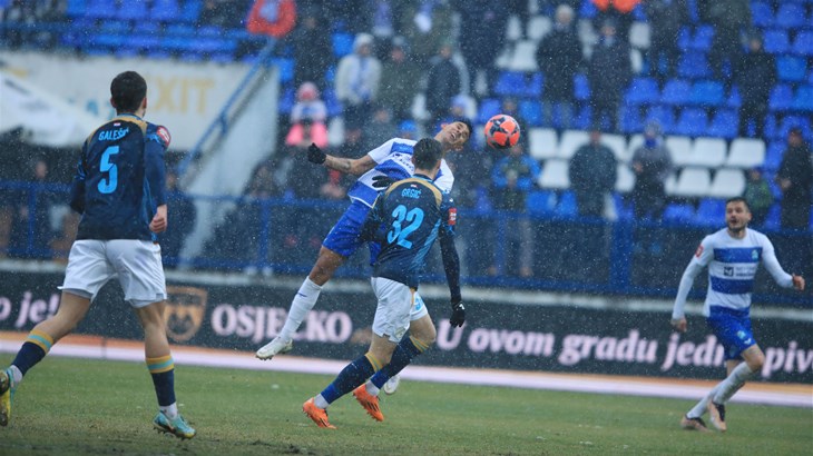 Osječani i Riječani uz puno borbe i dva pogotka odigrali neodlučeno