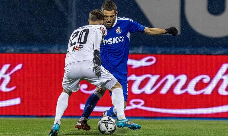 Ne nazire se kraj šokovima: Arijan Ademi želi napustiti Dinamo!