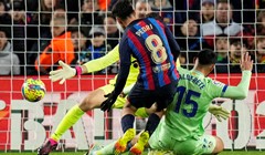 Barcelona i Real Madrid bez krivog koraka, Villarreal se izvukao, u Gironi bijesni na suđenje
