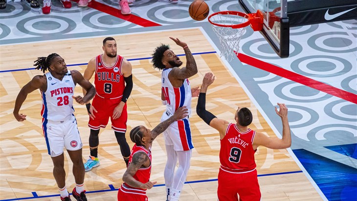 Sjajno izdanje LaVinea nije spasilo Bullse, Sixersi u Torontu do prve ovosezonske pobjede