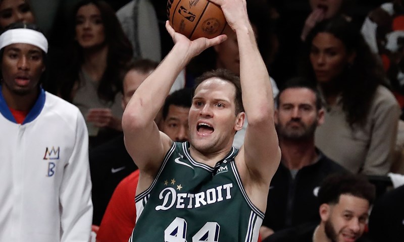 Bogdanović prvi strijelac Pistonsa u novom porazu, dvoznamenkasti i Šarić i Zubac