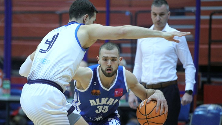 Cibona pregazila Šibenku na Baldekinu, Alkar slavio u Sinju