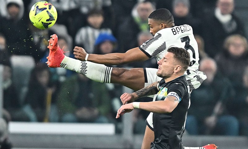 VAR spasio Juventusu pobjedu, Brekalo ostao na klupi