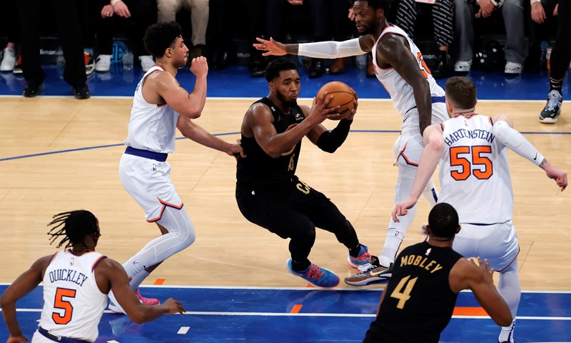 Cavsi slavili nakon tučnjave Mitchella i Brooksa, Jokić na triple-double prosjeku