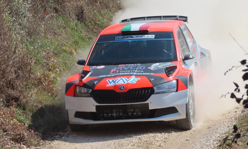 Rally day Due Castelli ponovno u okruženju Kanfanara: Show na makadamu