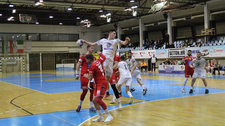 Sesvećani vrlo uvjerljivom pobjedom odradili gostovanje u Poreču