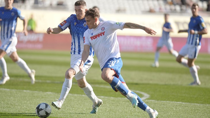 Golijada na Poljudu: Lokomotiva kažnjavala greške obrane Hajduka i zasluženo slavila