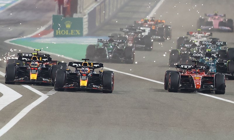 Max Verstappen otvorio sezonu pobjedom u Bahreinu, Alonsu 99. plasman na postolje