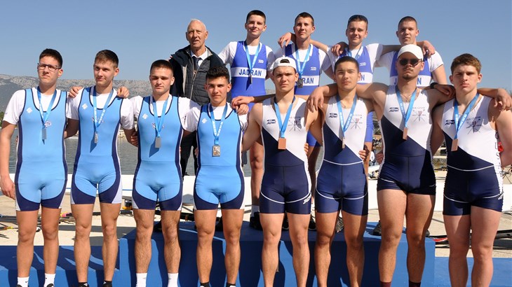 Spinut je na Kupu Dalmacije okupio čak 400 veslača, veslačica i članova pratećeg osoblja