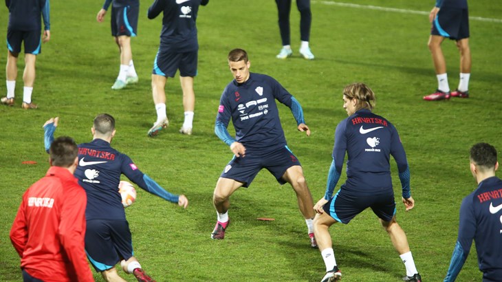 Hrvatska nekompletna odradila prvi trening, trojica nisu stigla, četvorica radila individualno